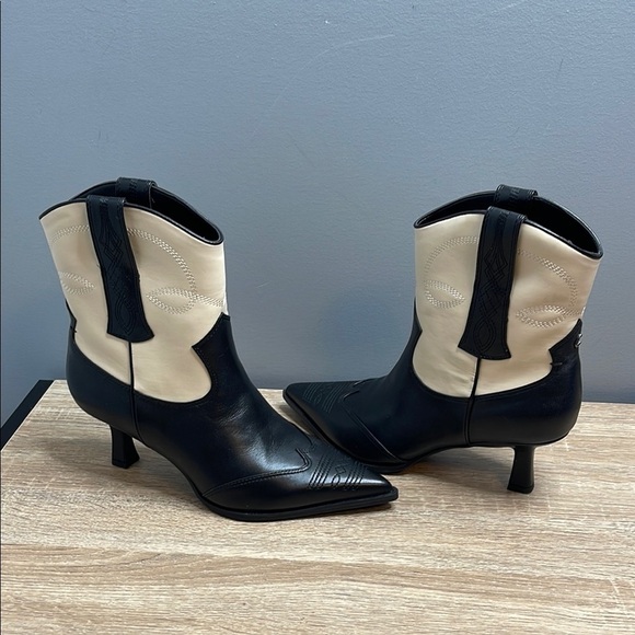 Circus NY by Sam Edelman Yolanda NWOT 2 Tone Black Cream Short Western Boot 8.5 - Picture 12 of 12